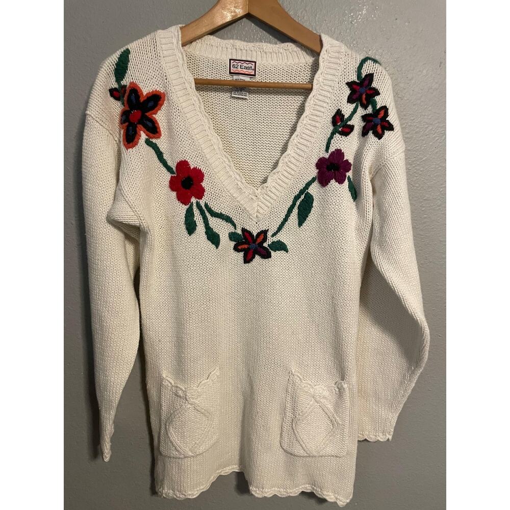Vintage 62 East Sweater Tunic Womens Small White Floral Embroidered Boho 90s